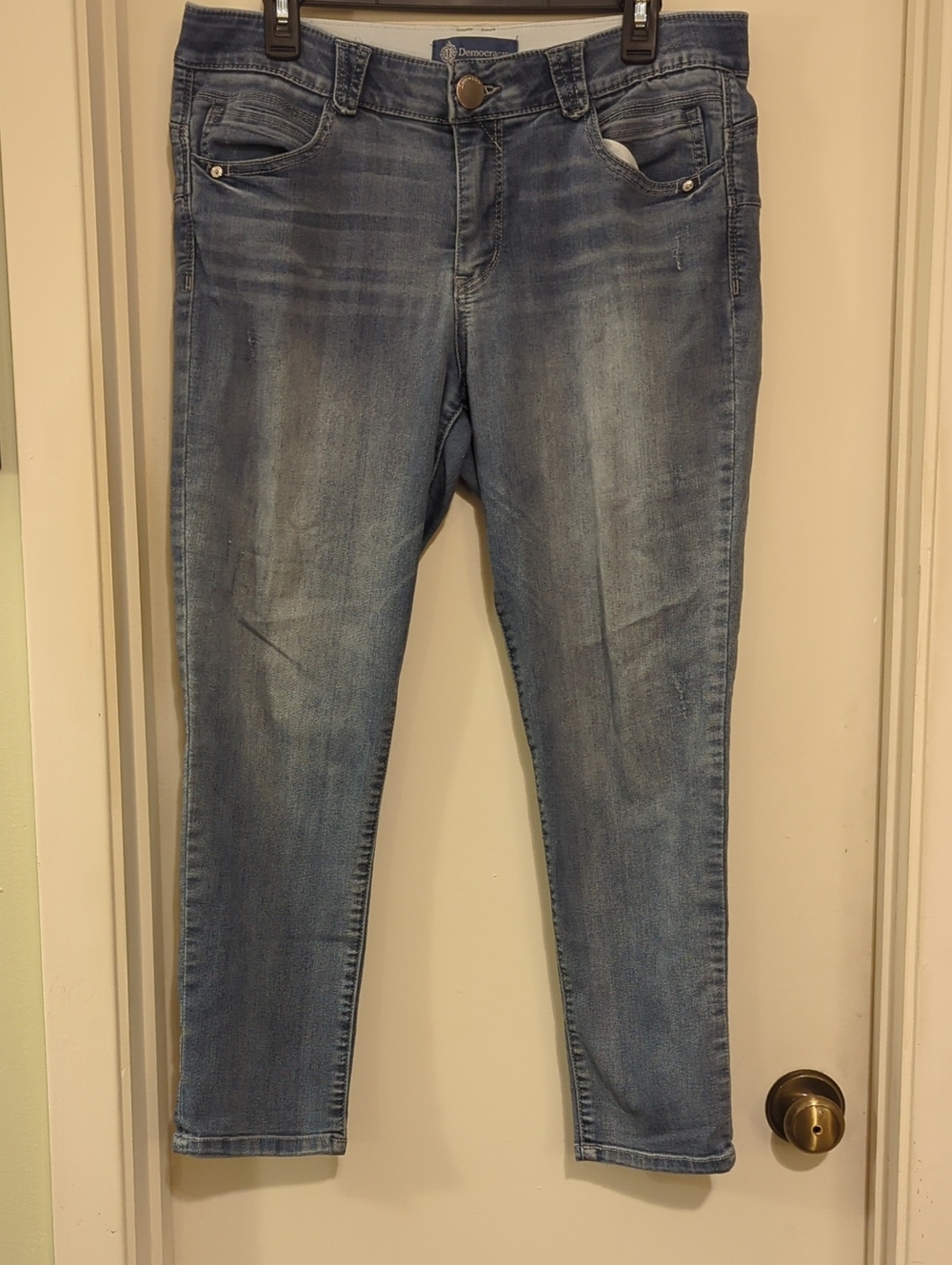 Democracy Women's Light Blue Skinny Jeans